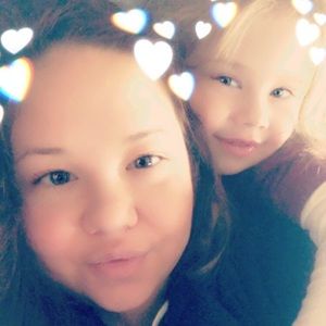 Meet your Posher, Raquel